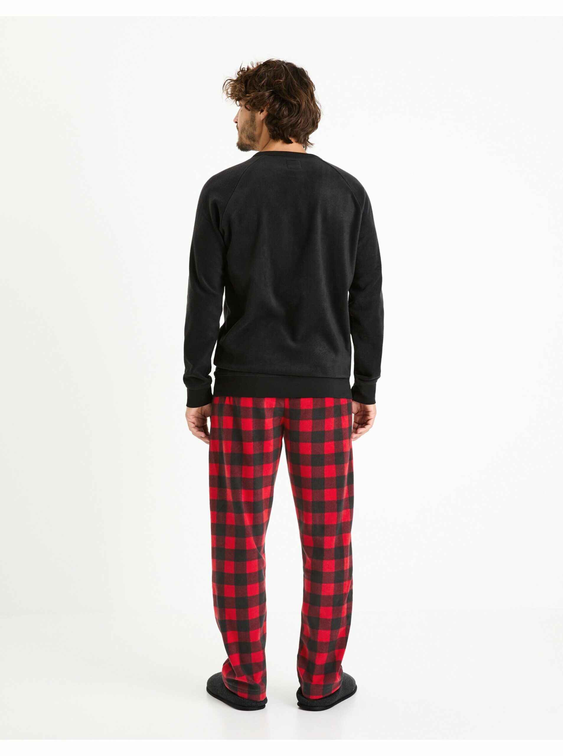 Červeno-čierne pánske kockované pyžamo Celio Fipilou