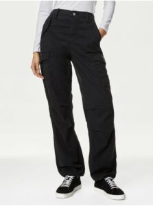 Čierne dámske kapsáčové nohavice Marks & Spencer