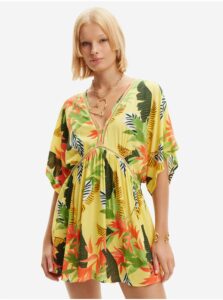 Žlté dámske kvetované plážové šaty Desigual Top Tropical Party